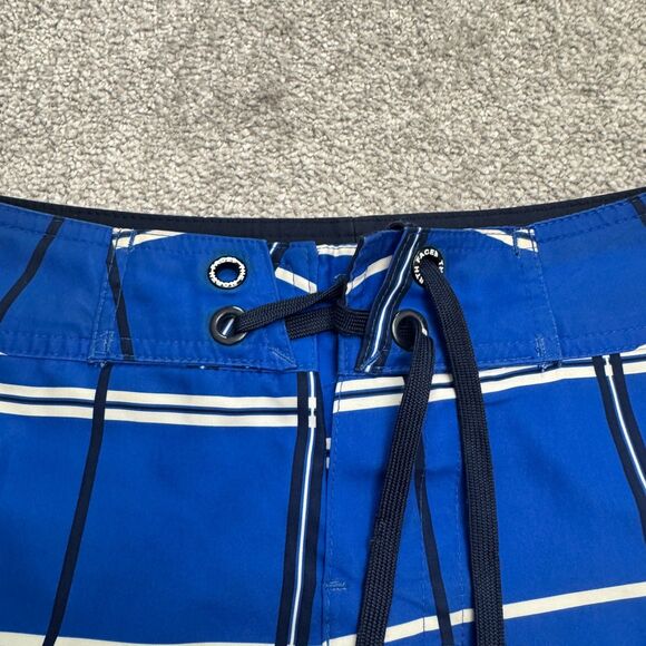 The North Face Cargo Board Shoarts Swim Trunks Mens 30 Blue Plaid Outdoor Summer - Picture 3 of 16